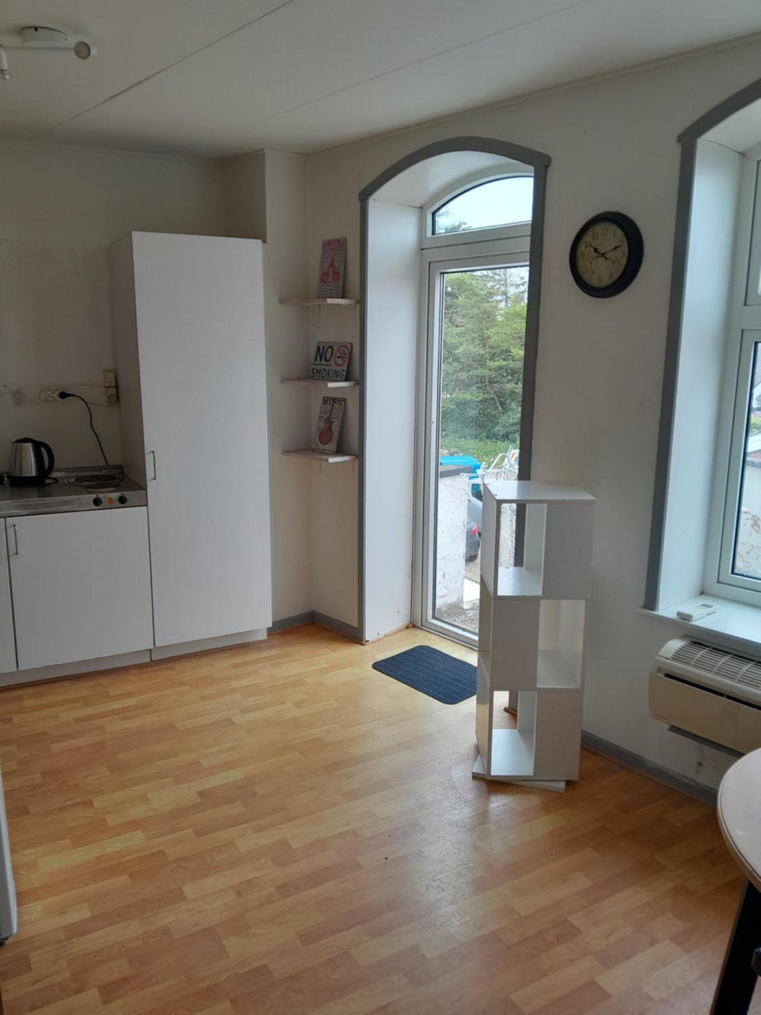 Apartment Mit 2 Zimmern Und Balkon Im Herzen Von Hoyer Højer Esterno foto