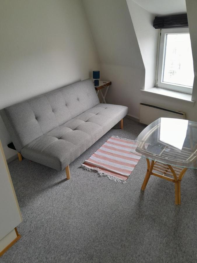 Apartment Mit 2 Zimmern Und Balkon Im Herzen Von Hoyer Højer Esterno foto